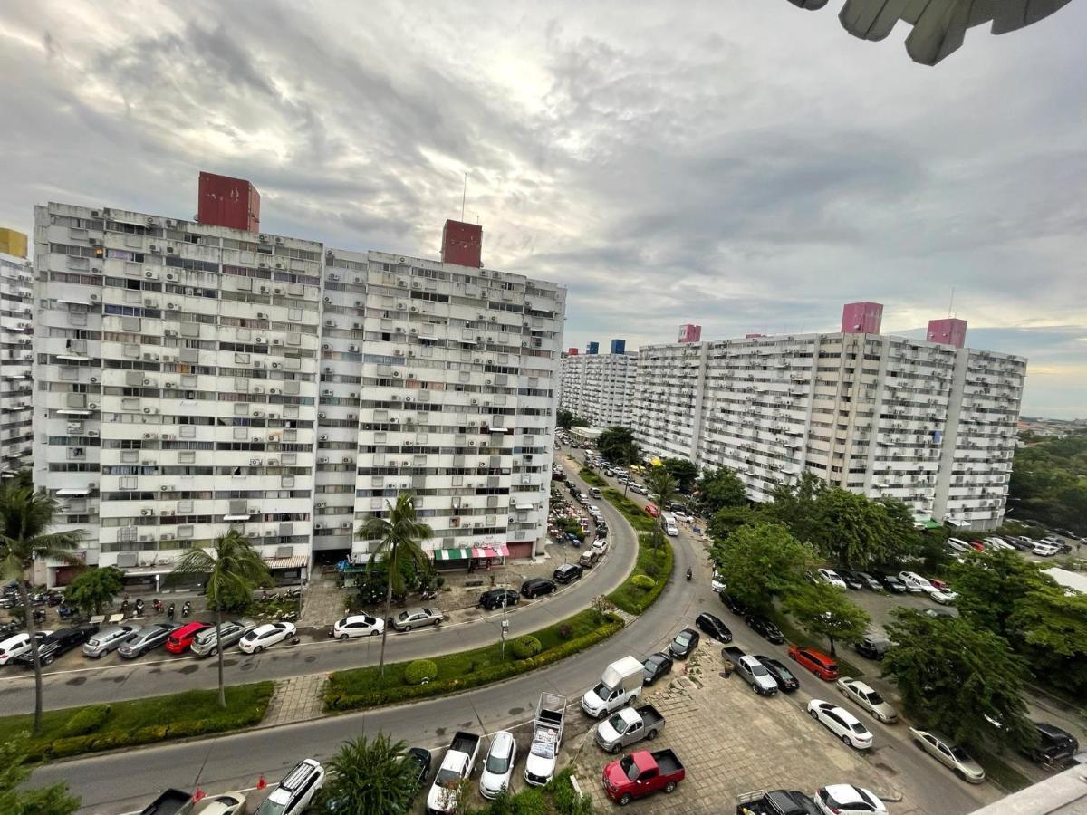 Popular Condo เมืองทองธานี Pak Kret Buitenkant foto